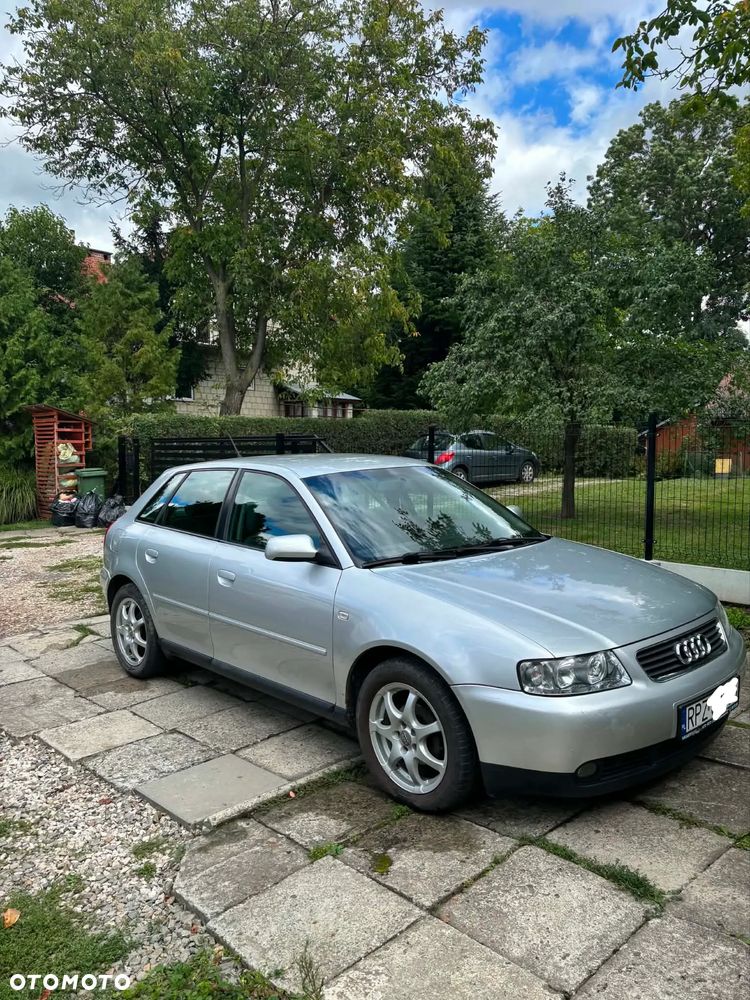 Audi A3 Sportback 1.6 Ambition - 2