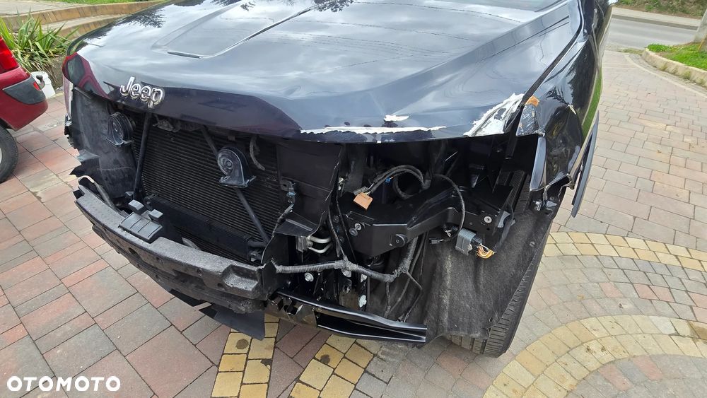 Jeep Grand Cherokee - 6