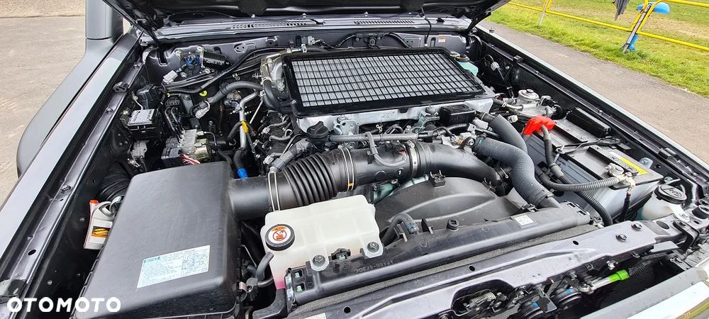 Toyota Land Cruiser - 6