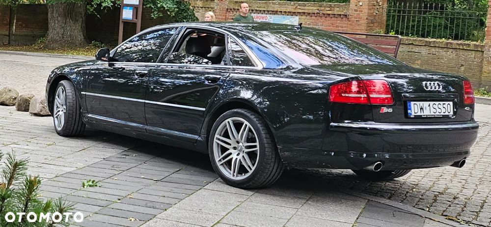 Audi A8 4.2 FSI Quattro - 4