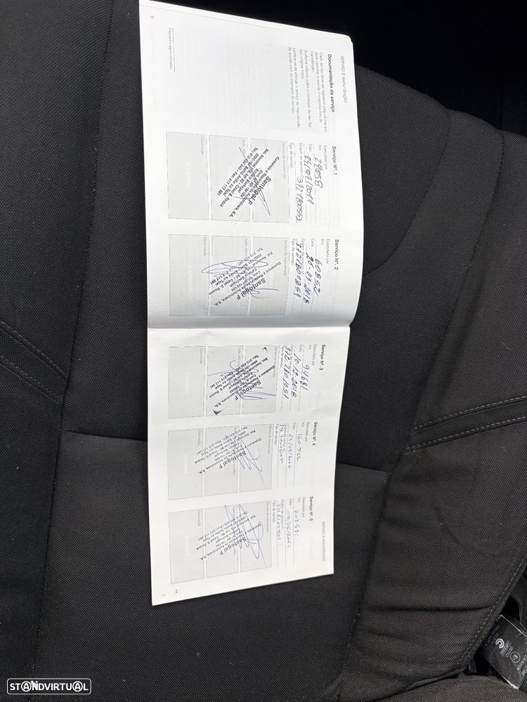 Volvo V40 2.0 D2 R-Design Momentum - 19