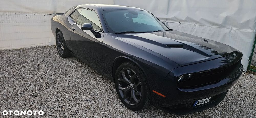 Dodge Challenger - 5