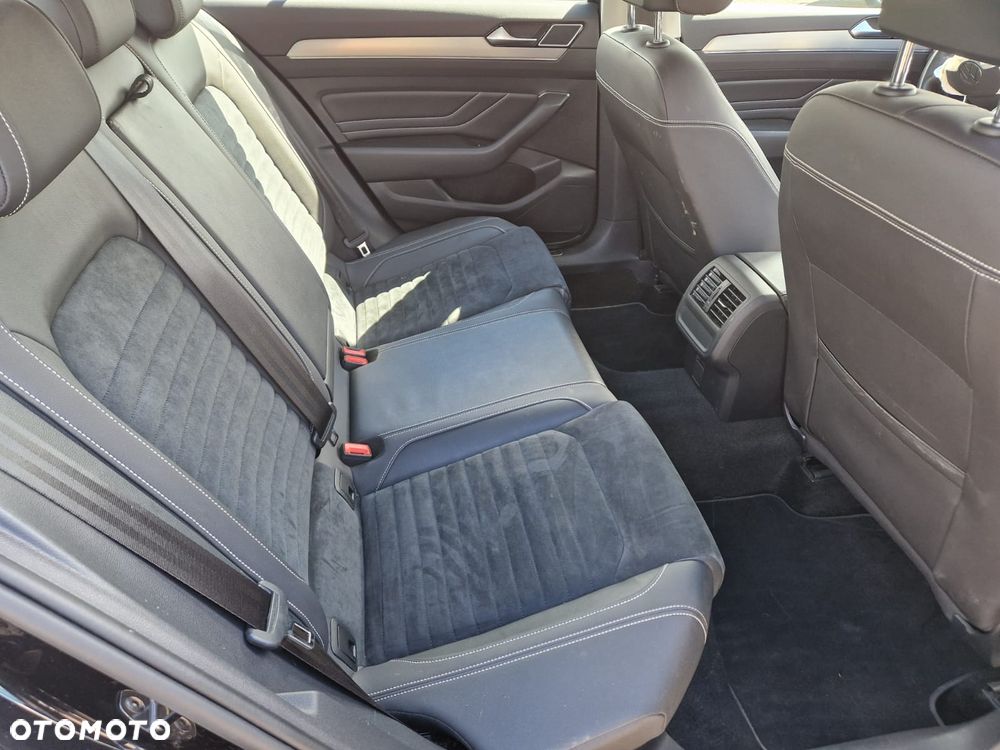 Volkswagen Passat 1.5 TSI EVO Elegance DSG - 17