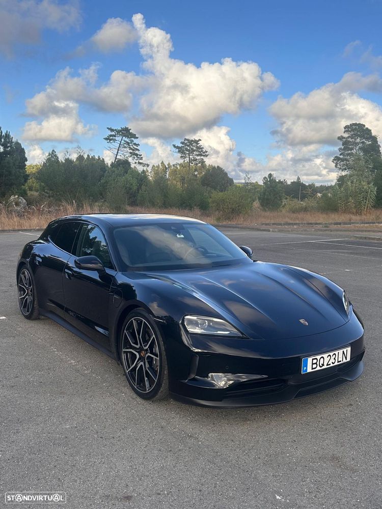 Porsche Taycan Sport Turismo Standard - 3