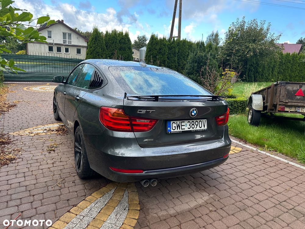 BMW 3GT 320d xDrive Sport Line - 2