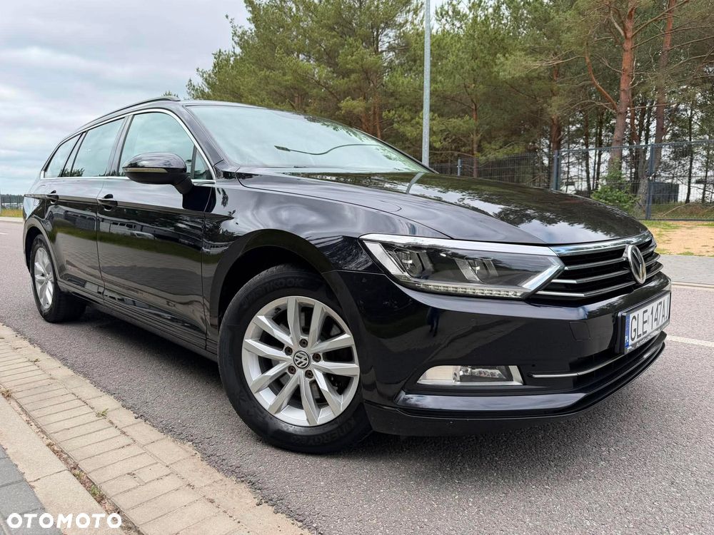 Volkswagen Passat Variant 2.0 TDI SCR DSG Highline - 13