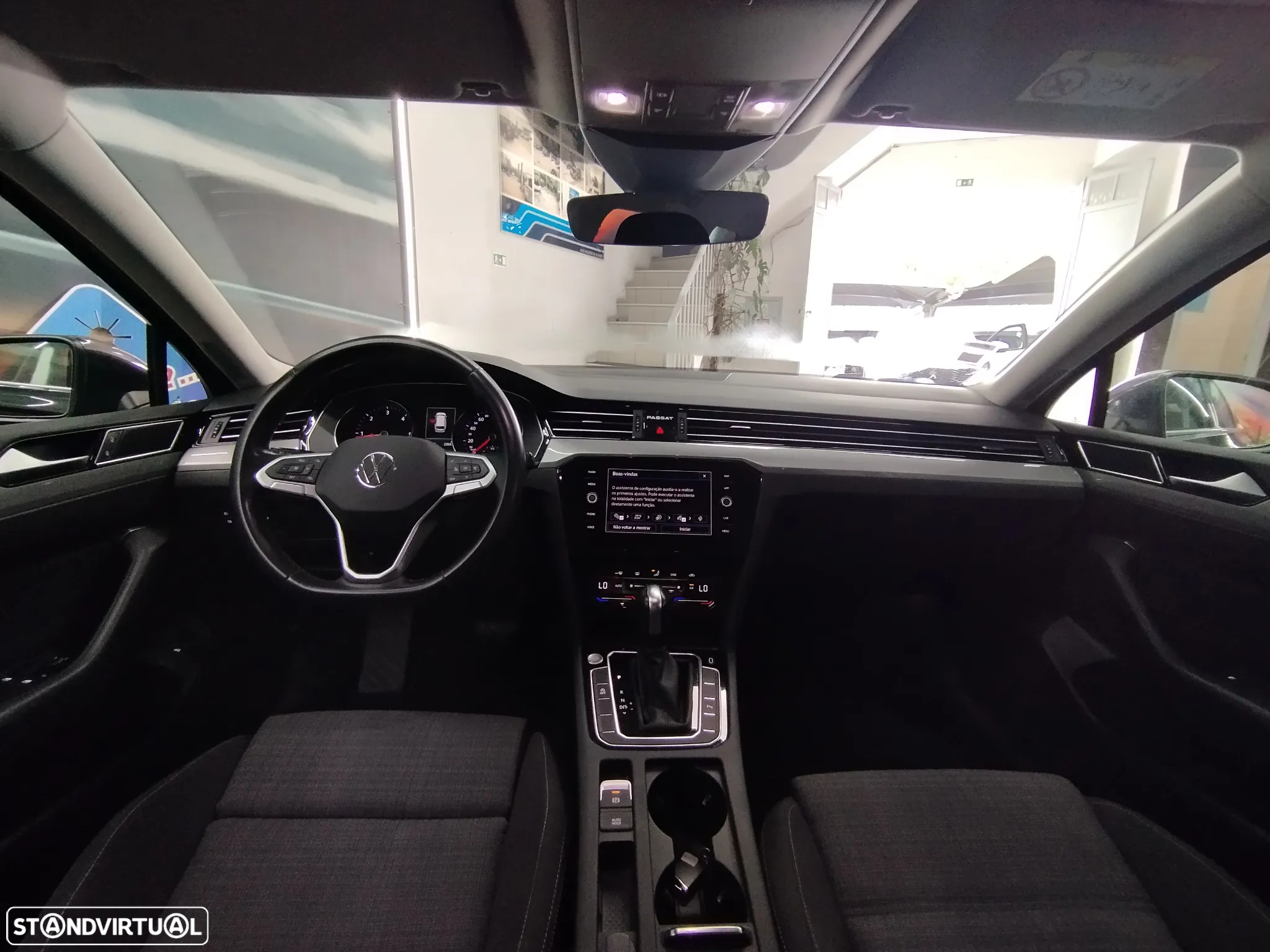 VW Passat Variant 2.0 TDi Business DSG - 14