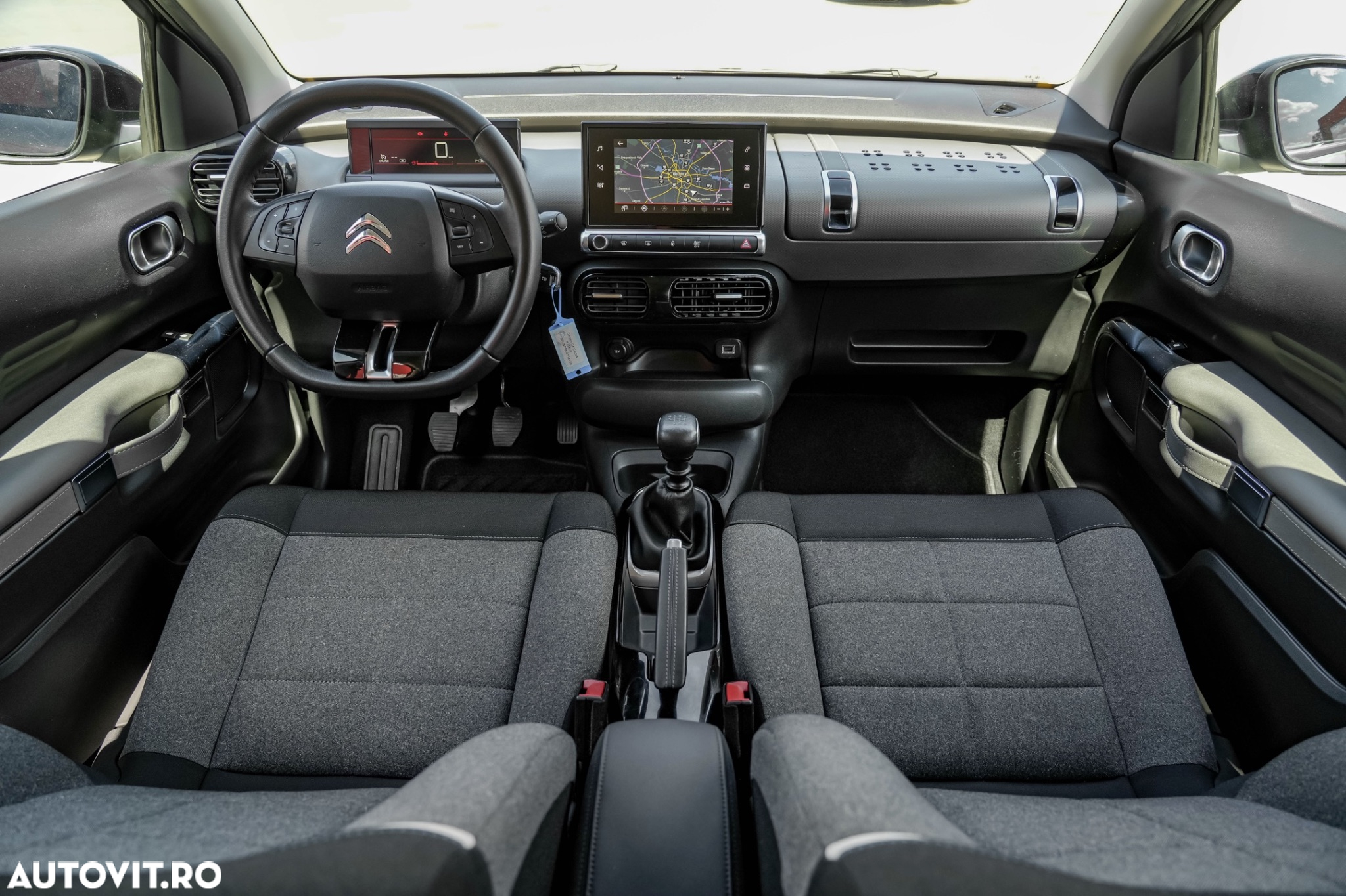 Citroën C4 Cactus 1.2 PureTech S&S BVM Live - 10
