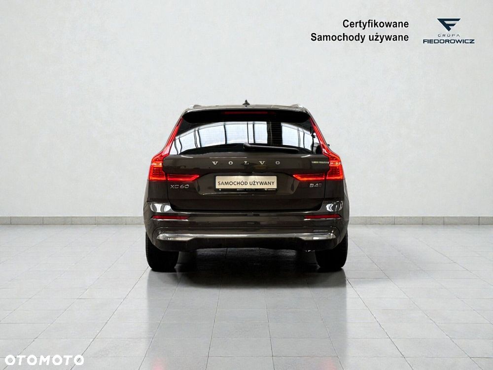 Volvo XC 60 B4 D AWD Inscription - 8