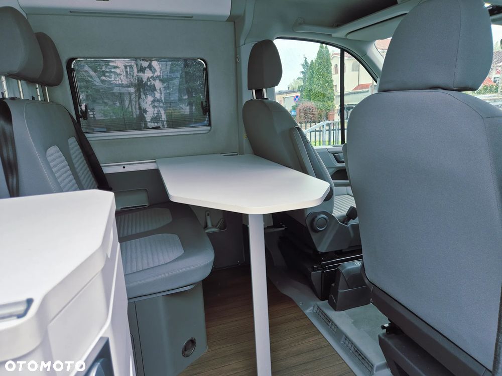 Volkswagen California - 28