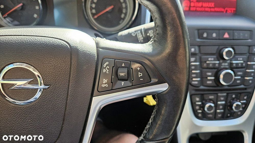 Opel Astra 1.6 Color Edition - 28