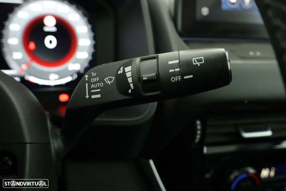 Nissan Qashqai 1.3 DIG-T N-Connecta LED Xtronic - 18