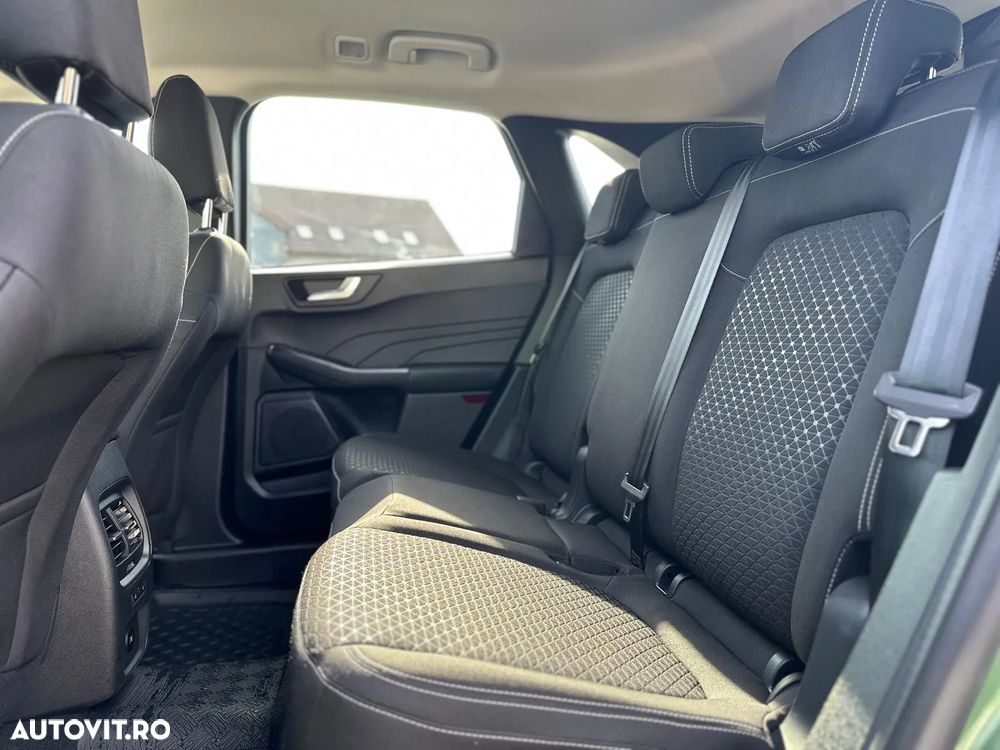 Ford Kuga 1.5 EcoBoost A8 FWD Titanium - 35