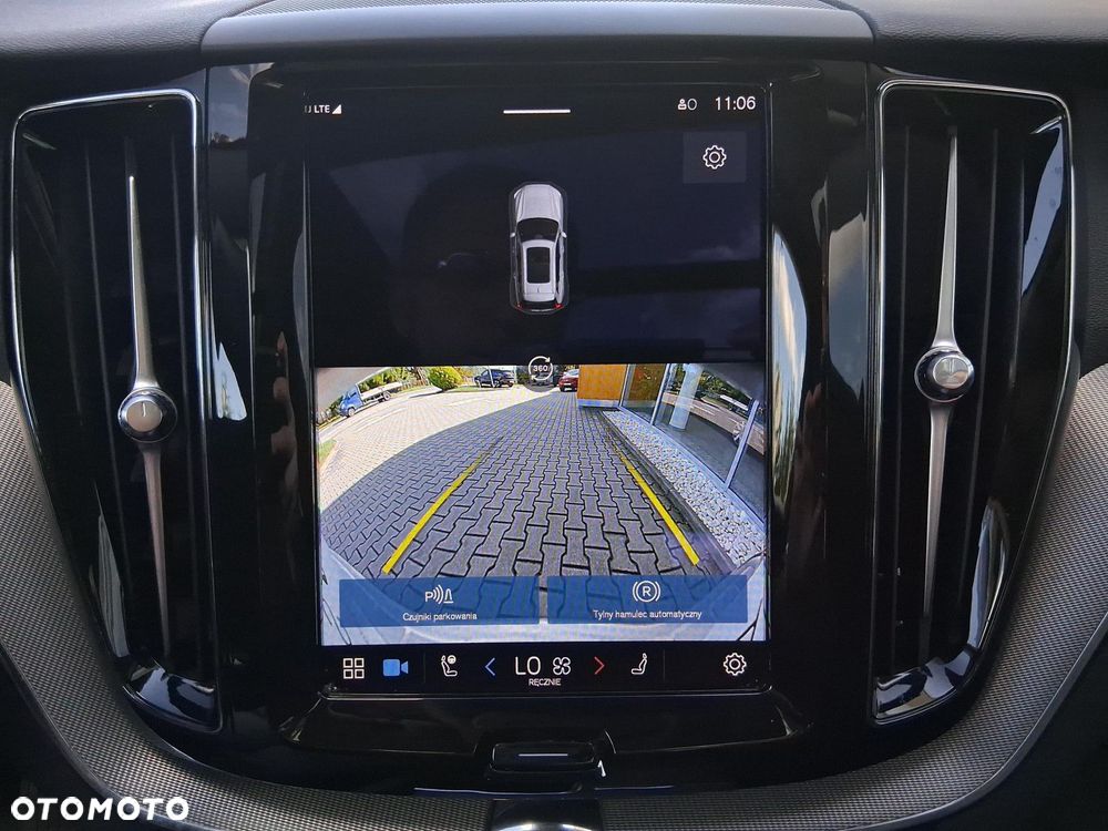 Volvo XC 60 - 22