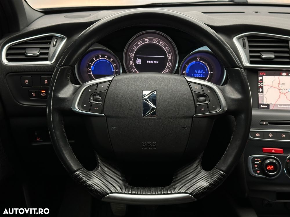 Citroën DS4 PureTech 130 S&S - 8