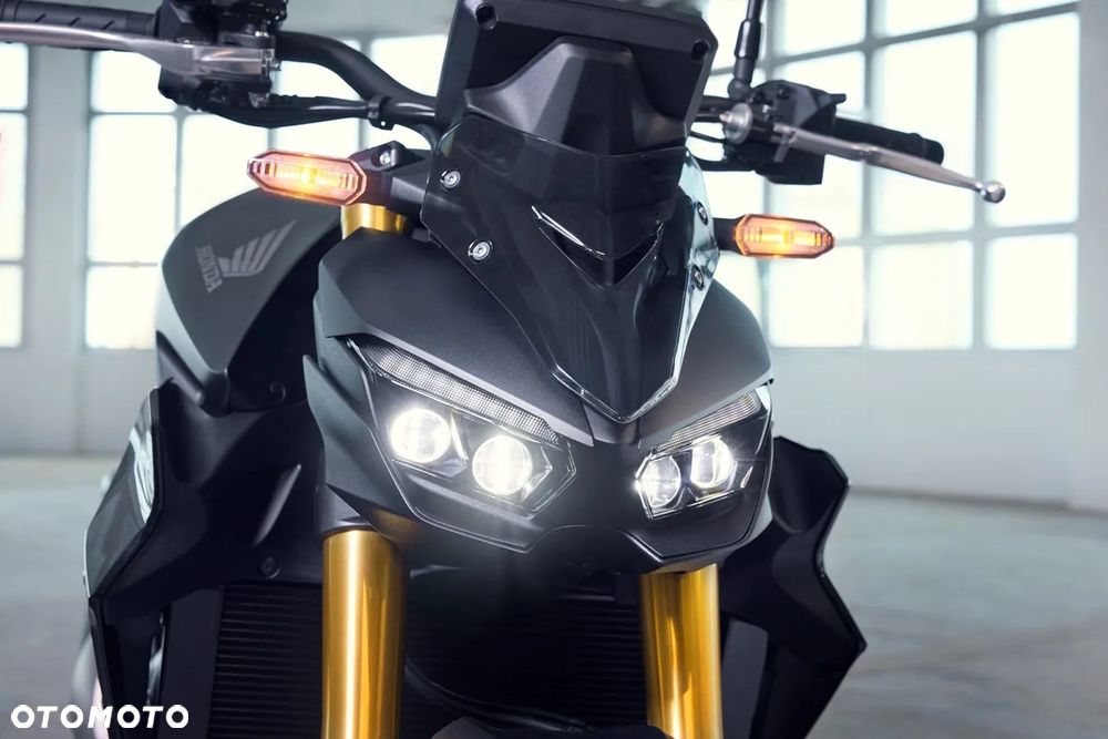 Honda CB - 6
