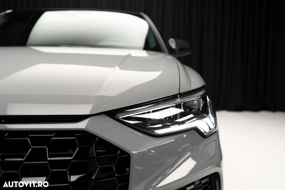 Audi RS Q3 RSQ3 Sportback quattro S tronic - 38