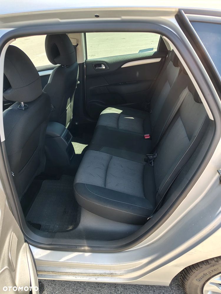 Citroën C4 - 11