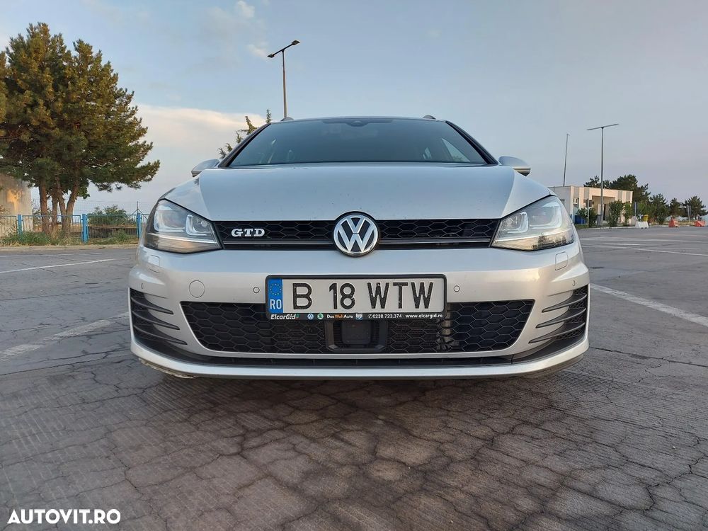 Volkswagen Golf 2.0 TDI DSG GTD - 1
