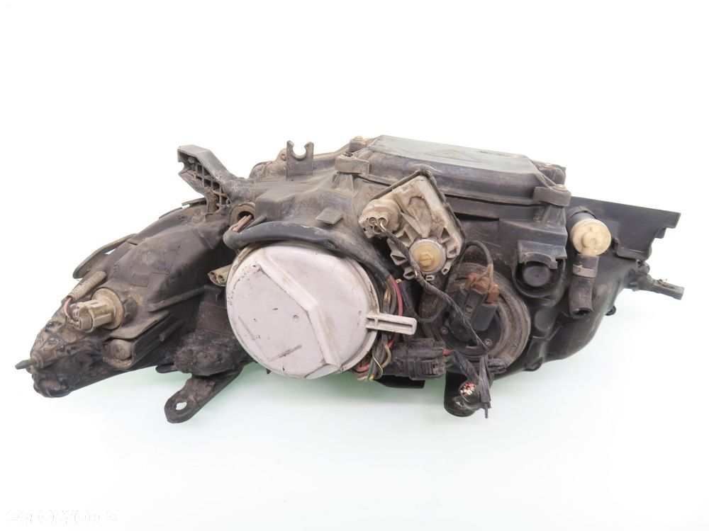 LAMPA PRAWA PRZEDNIA SUBARU OUTBACK III LIFT - 4