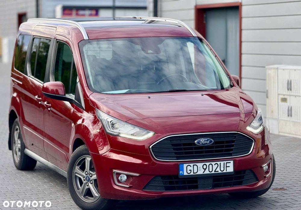 Ford Tourneo Connect Grand - 29