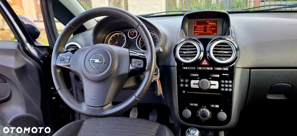 Opel Corsa 1.4 16V Energy - 23