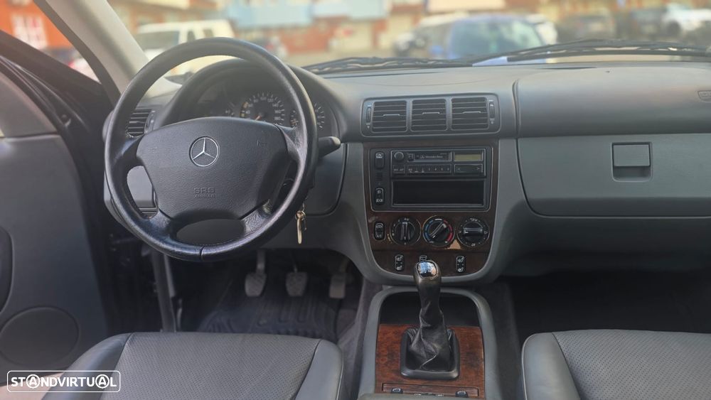 Mercedes-Benz ML 230 Standard - 9