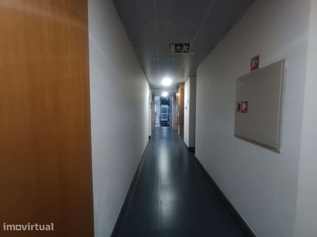 Escritório de Alto Padrão no Edifício Infante - Parque das Nações - Grande imagem: 5/31