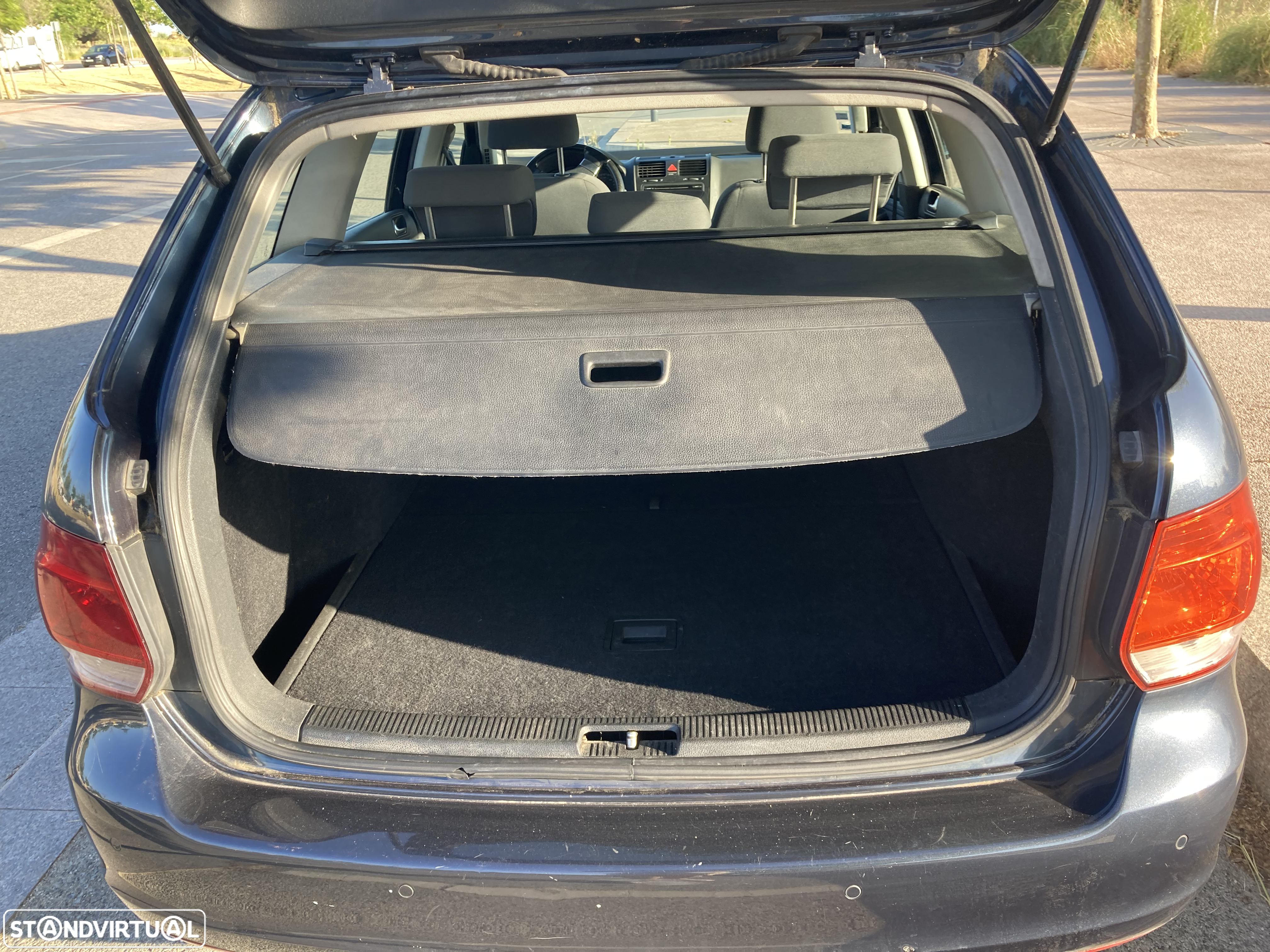 VW Golf Variant 1.9 TDi BlueM Confortline - 10
