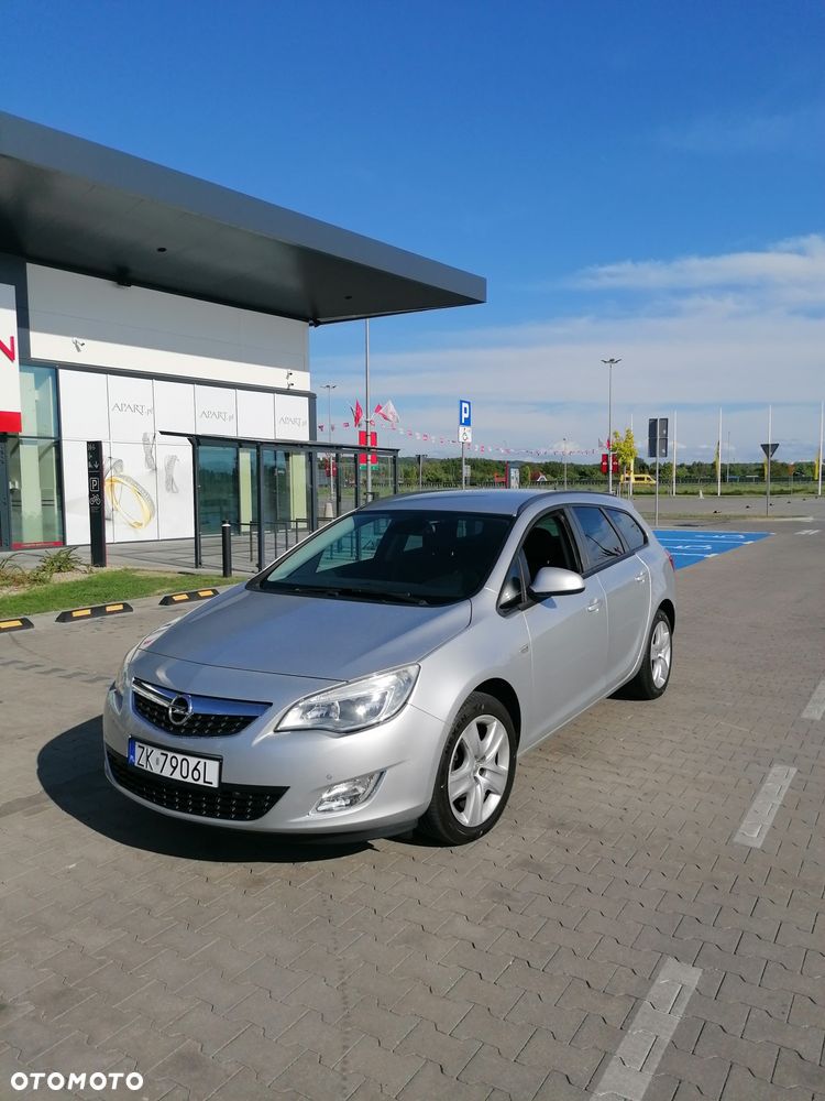 Opel Astra - 2