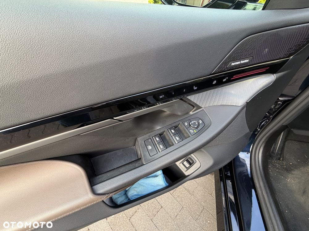 BMW Seria 5 520d xDrive mHEV M Sport - 17