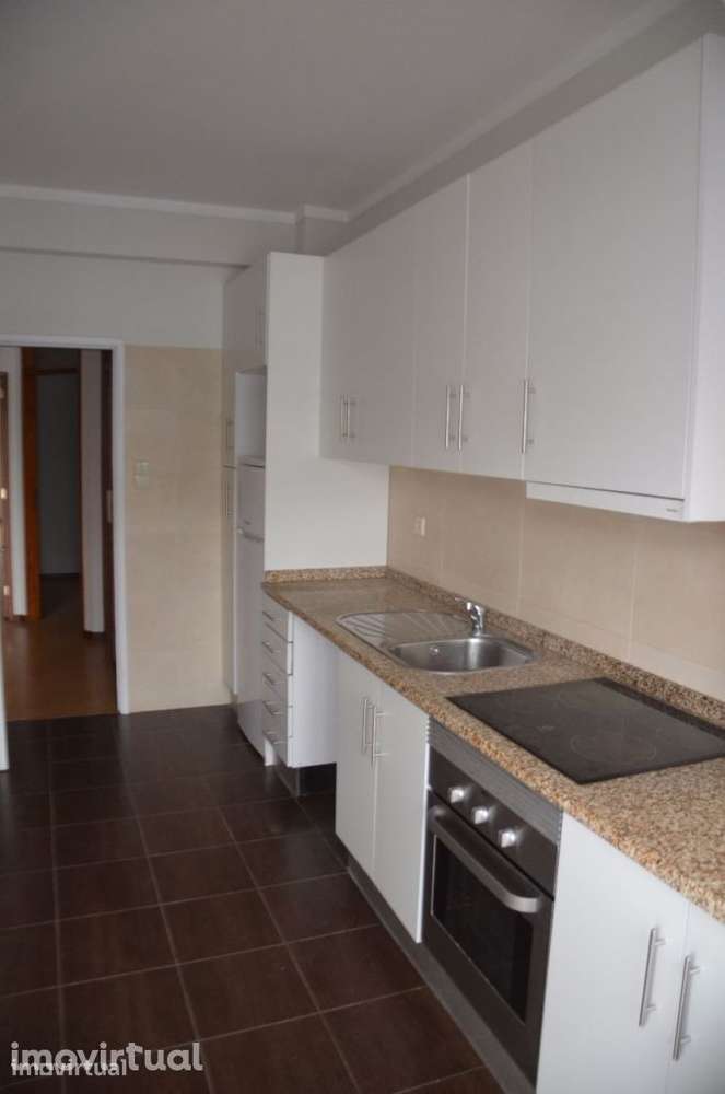 T2+1 90 m2 com varanda | Marquês/Lapa - Grande imagem: 5/18