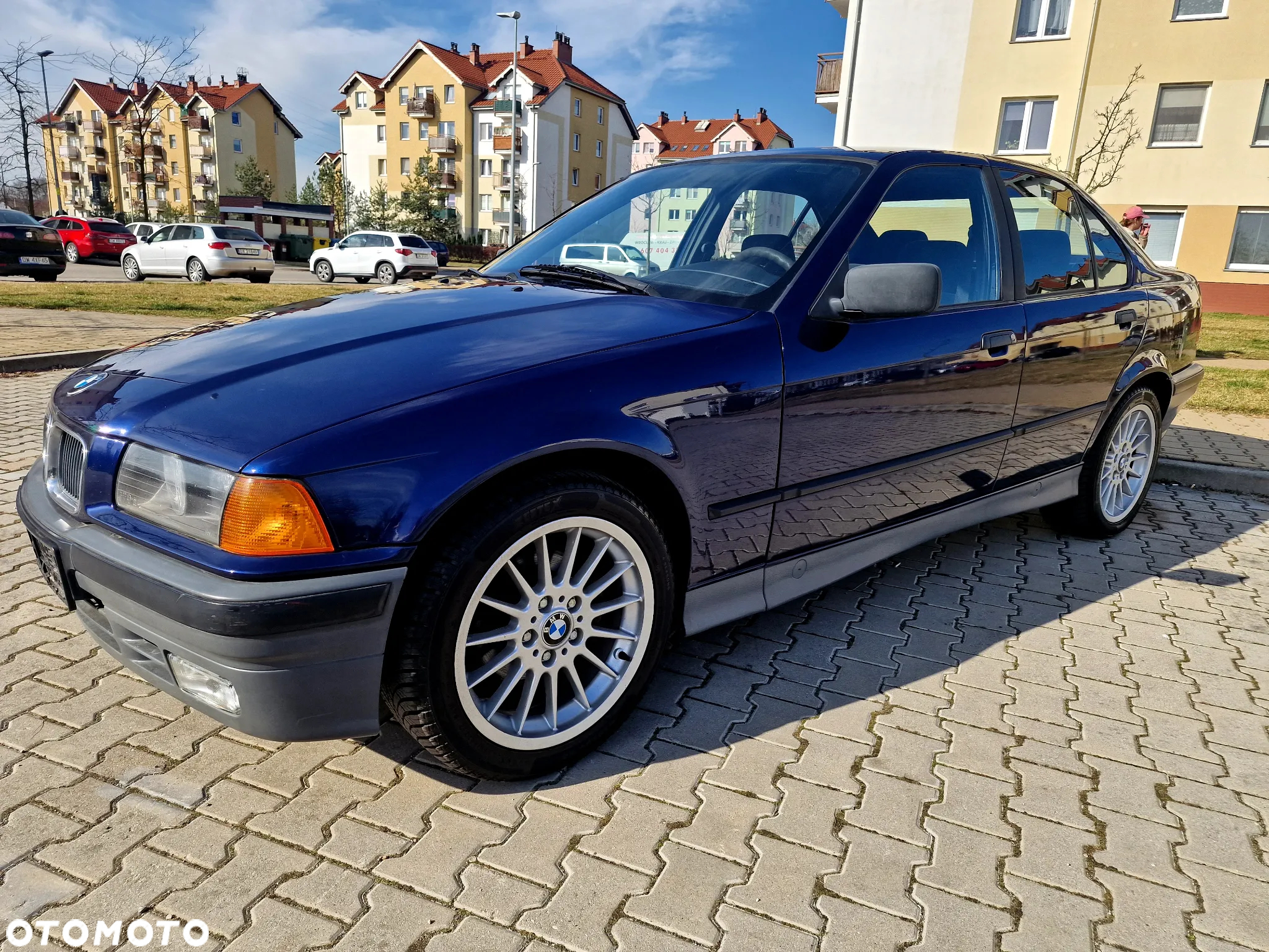 BMW Seria 3 318i - 16