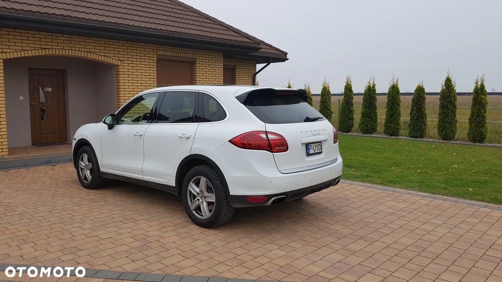 Porsche Cayenne Standard - 7