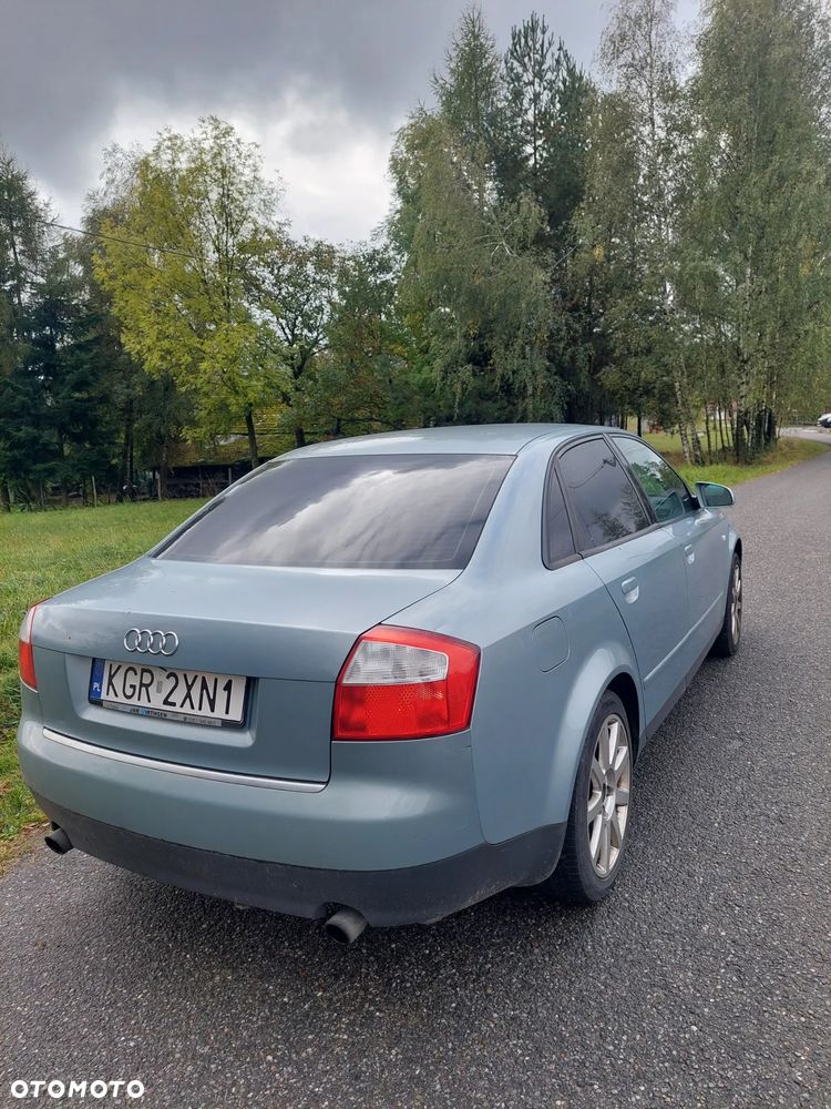 Audi A4 Avant - 10