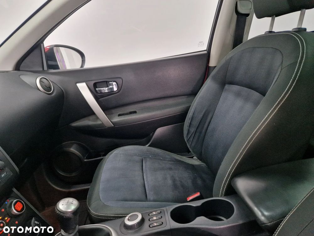 Nissan Qashqai+2 2.0 4x4 Tekna - 21