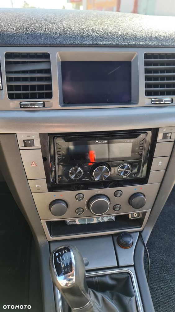 Opel Vectra 1.9 CDTI Sport - 8