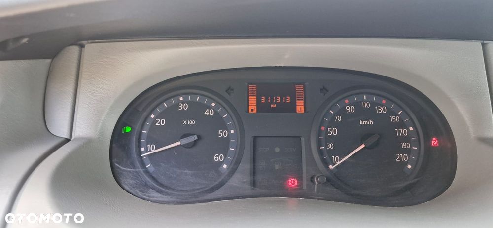 Renault Trafic - 14