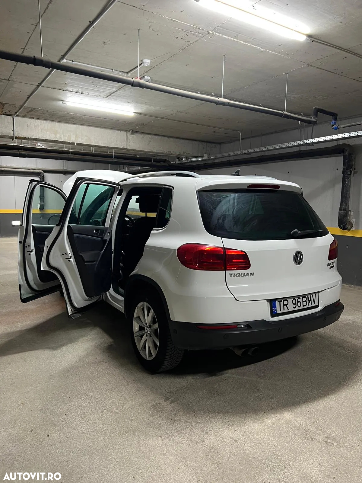 Volkswagen Tiguan 2.0 TDI SCR 4MOTION DSG R-Line - 3