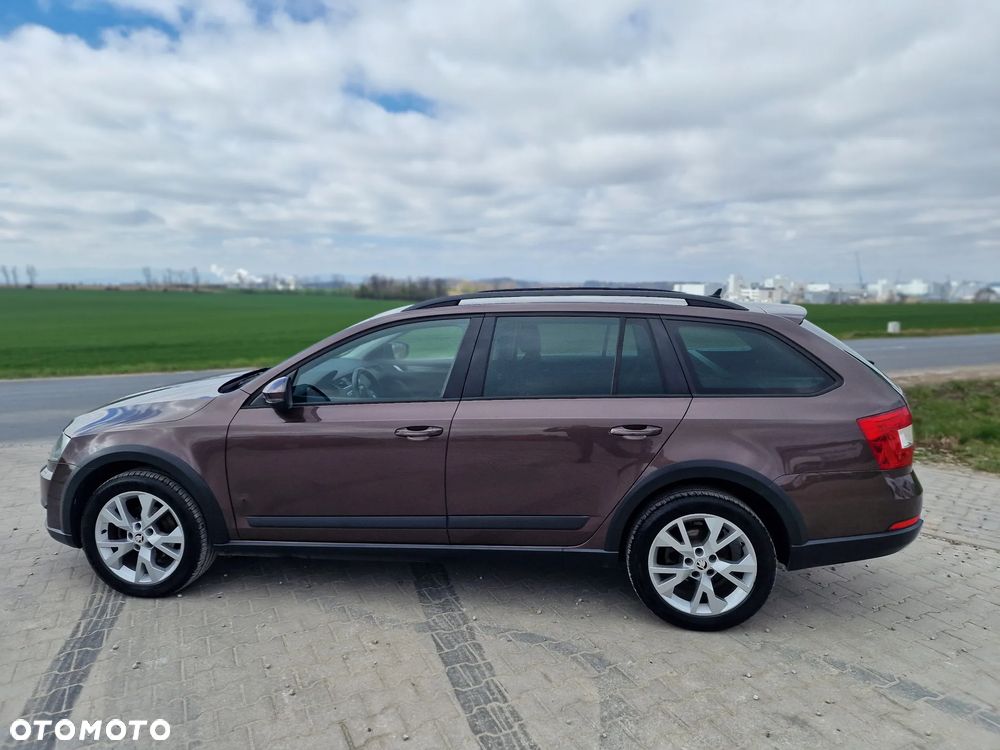 Skoda Octavia 2.0 TDI (Green tec) 4x4 Scout - 16