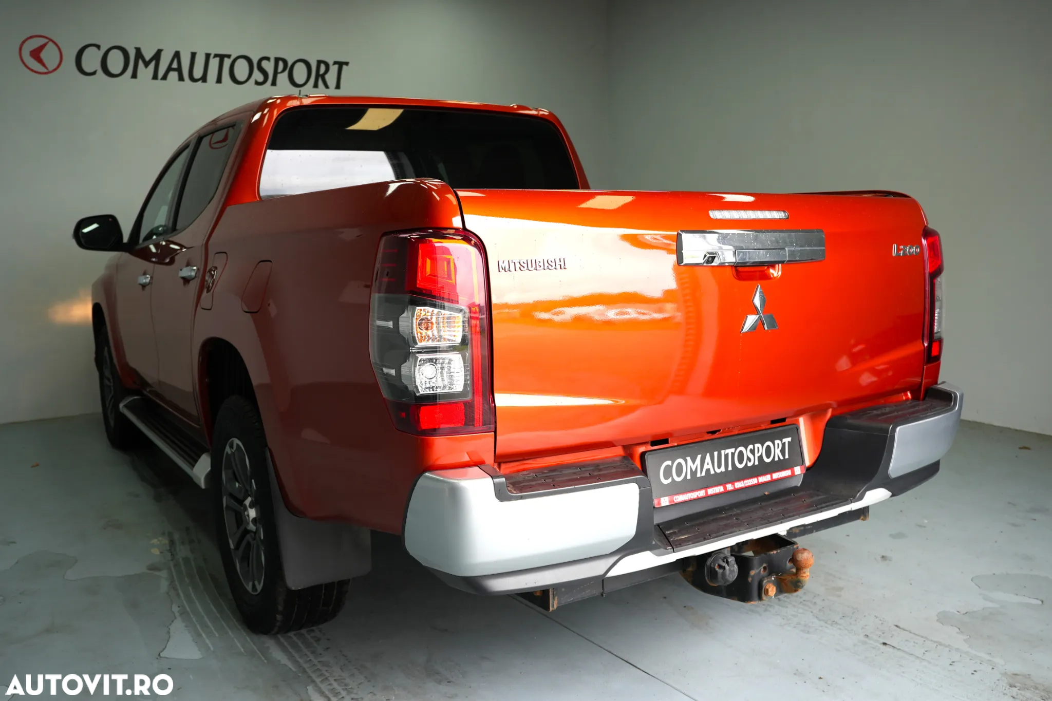 Mitsubishi L200 Double Cab 2.2 DI-D M/T Intense - 4