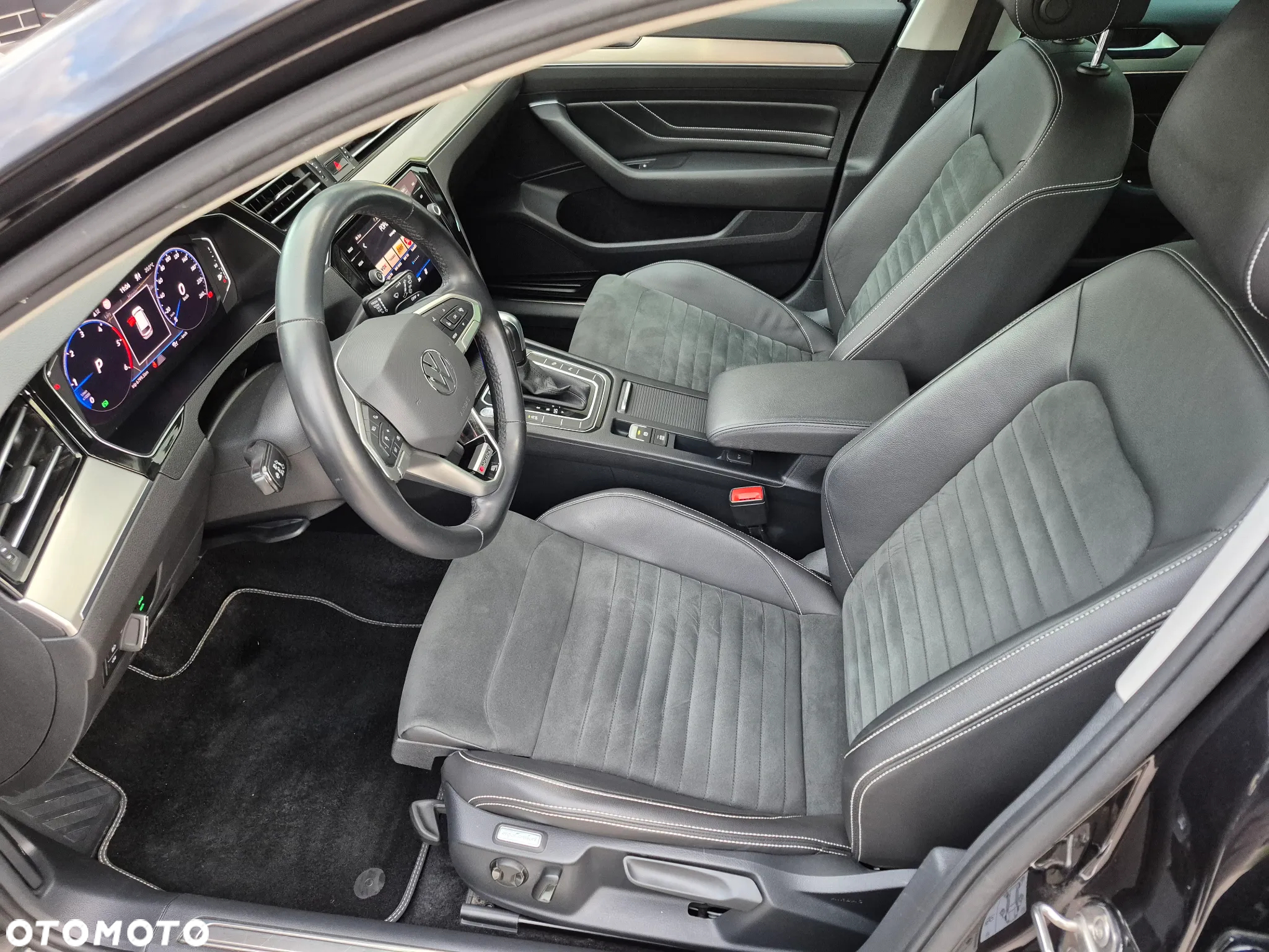 Volkswagen Passat 2.0 TDI 4Mot Elegance DSG - 5