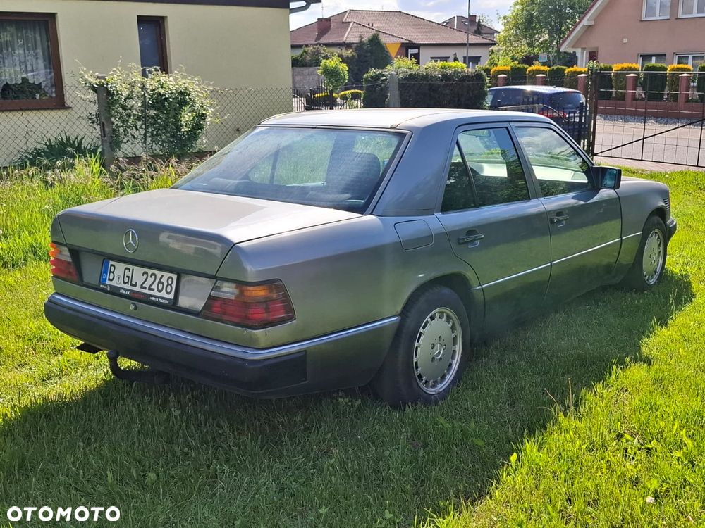 Mercedes-Benz W124 (1984-1993) - 3