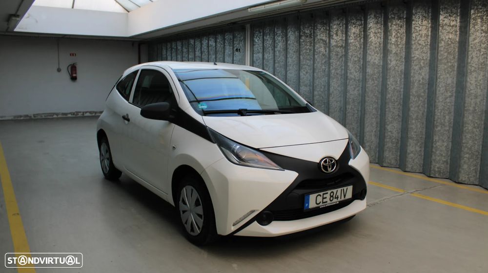 Toyota Aygo x-play - 9