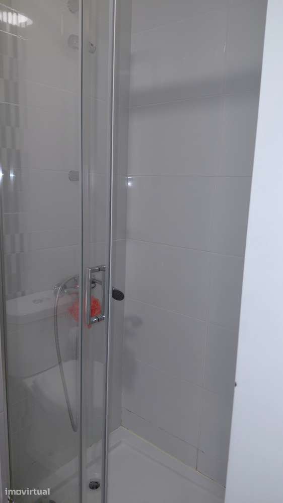 Arrenda-se Apartamento/quartos - Grande imagem: 3/9
