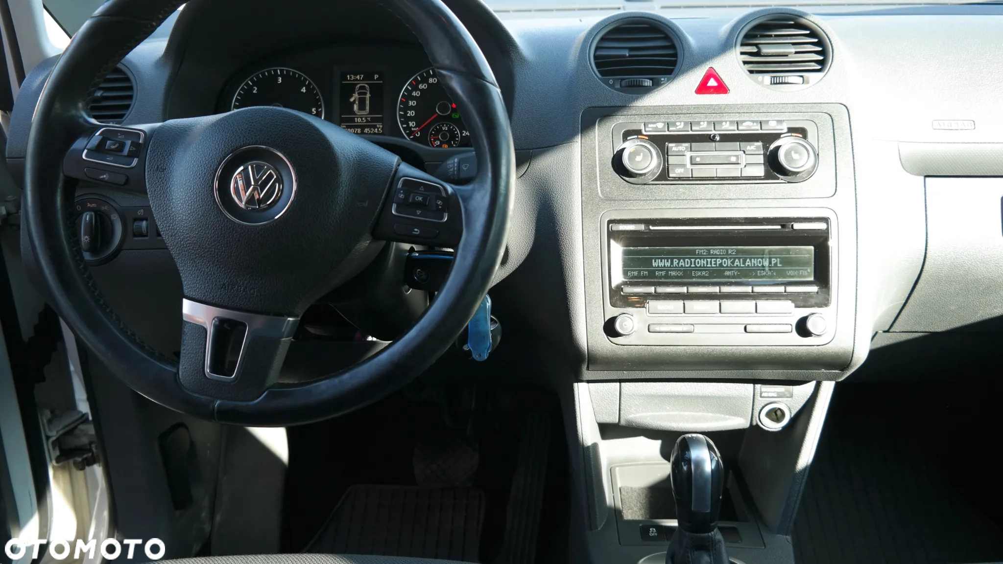 Volkswagen Caddy 2.0 TDI Comfortline DSG - 4