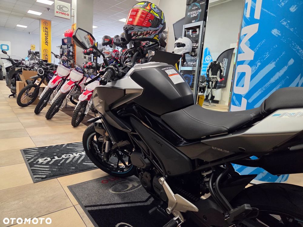 CFMoto NK - 11