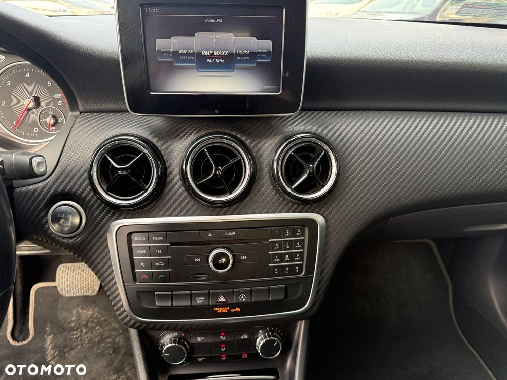 Mercedes-Benz GLA 200 d 7G-DCT Style - 20