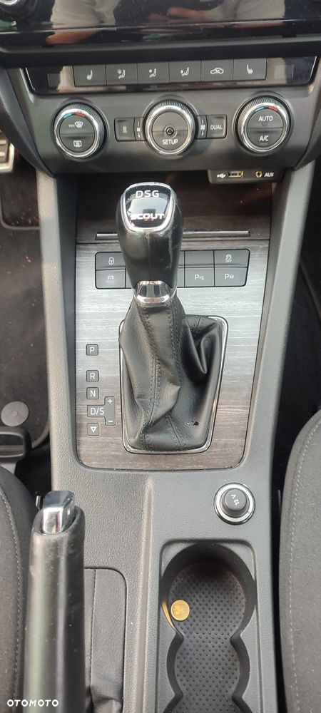 Skoda Octavia 2.0 TDI 4x4 DSG Scout - 8