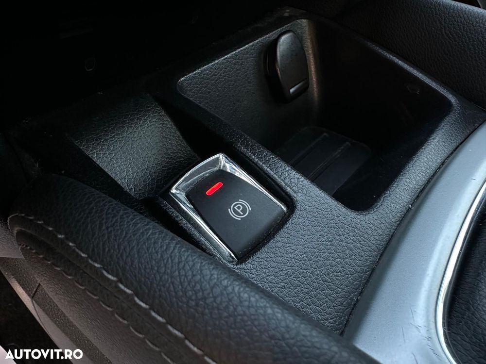 Nissan Qashqai 1.6 DCI TEKNA+ - 20